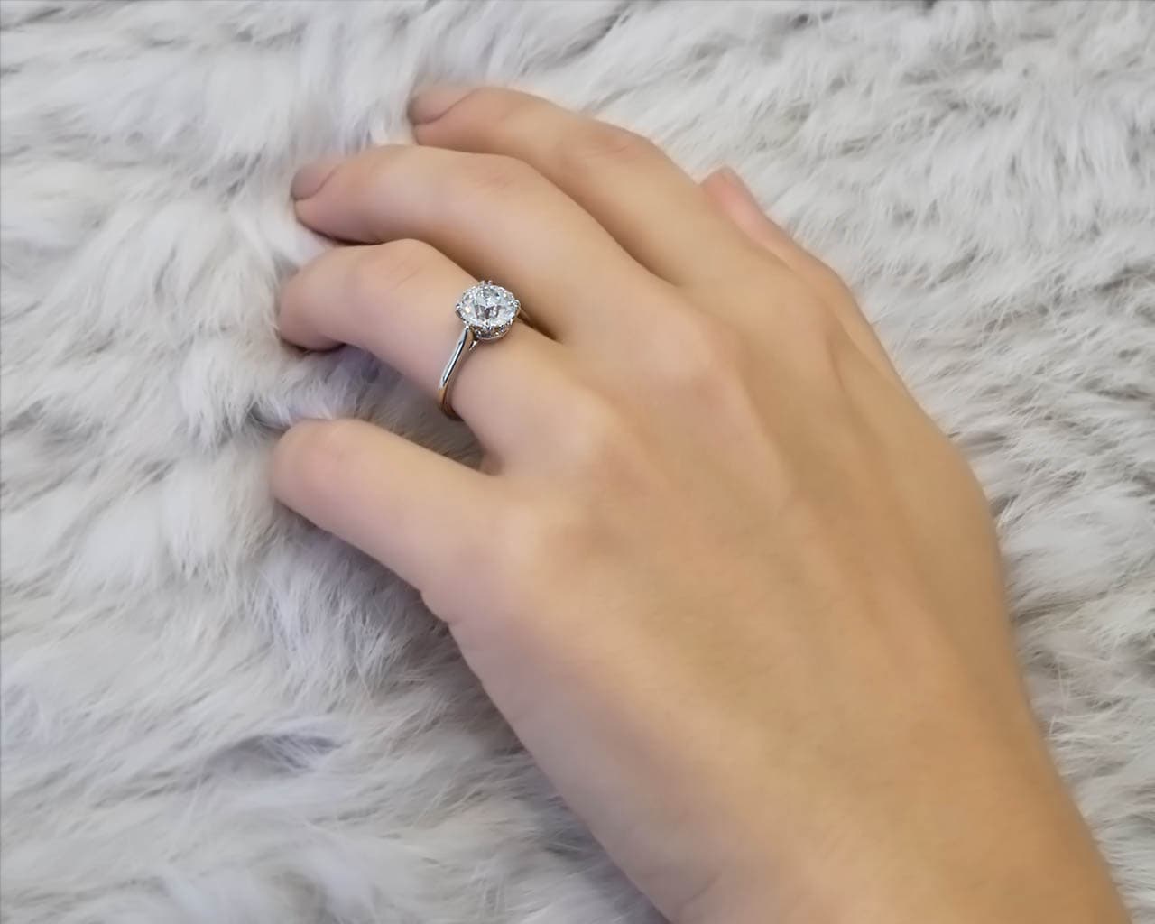 The Paula Solitaire with Sculpted Filigree Profile