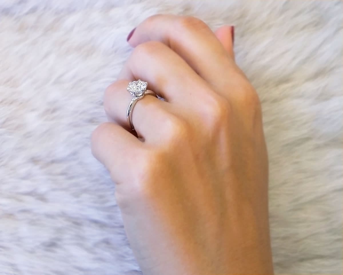 The Gabriella Six Prong Solitaire